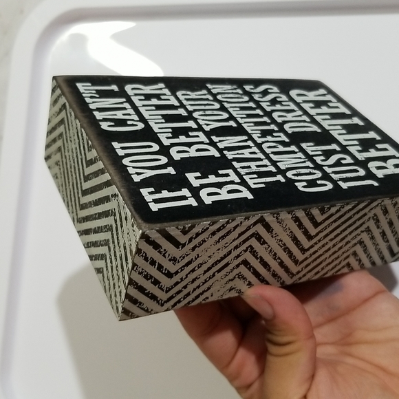 Sign decor - Picture 3 of 4